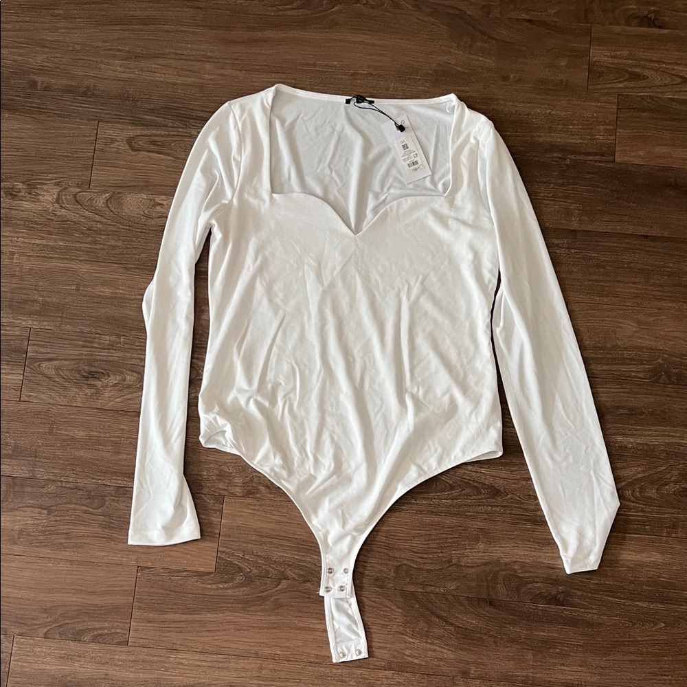 Dynamite White Long-Sleeve V-Neck Bodysuit